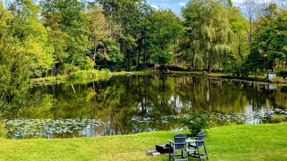 rent a home in Pennsylvania for a film production that has a creek or a pond